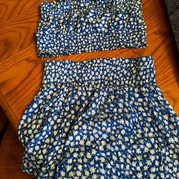 PINK ROSE Two Piece Short Set - Picture 4 of 5